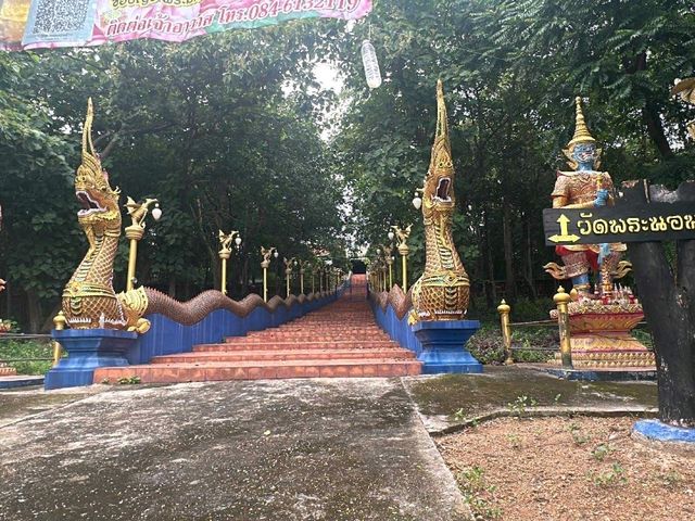 วัดพระนอนม่อนช้าง วัดดังเมืองป่าซาง ลำพูน