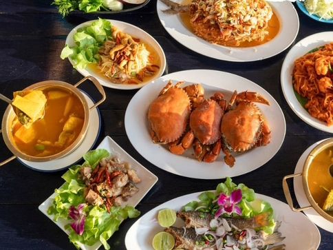 ร้านอาหารริมคลอง บรรยากาศสุดชิล