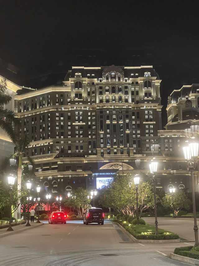 โชว์น้ำพุ Performance Lake ที่ Wynn Palace
