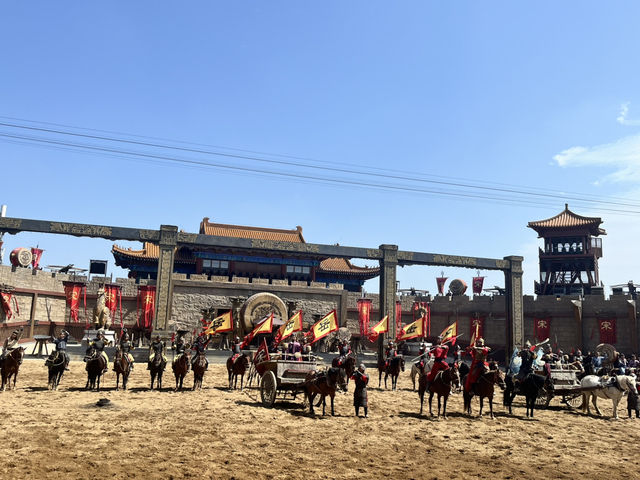 🏮 Qingming Shanghe Garden — Walking Into a Song Dynasty Painting 🏮 Qingming Shanghe Garden — Walking Into a Song Dynasty Painting