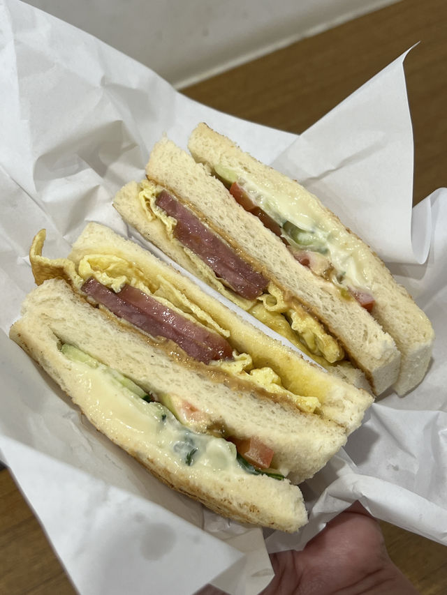 素志久碳烤三明治-基隆廟口夜市巷弄裡的美食