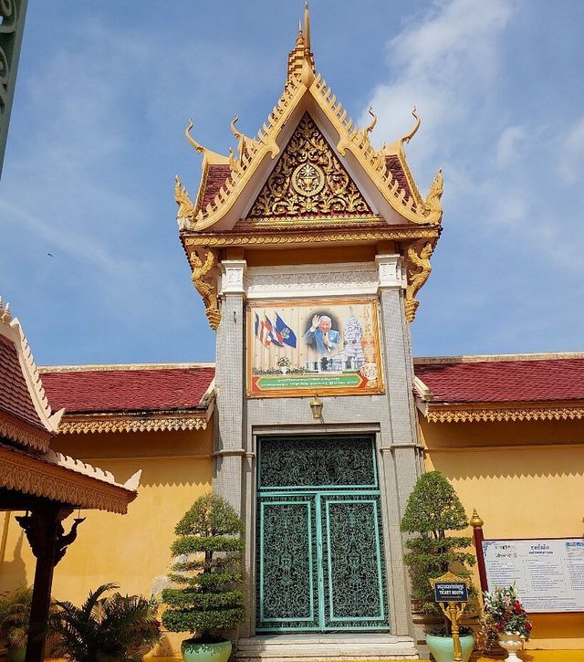 A Stunning Display of Cambodian Culture