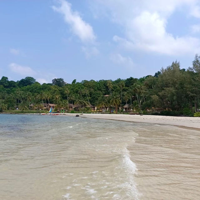 🏝️✨ Koh Kood – Thailand’s Hidden Paradise 