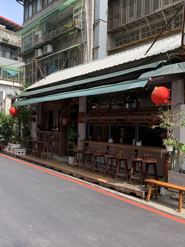 대만 감성 가득한 융캉제 카페 CAFE BUZI 대만 감성 가득한 융캉제 카페 CAFE BUZI