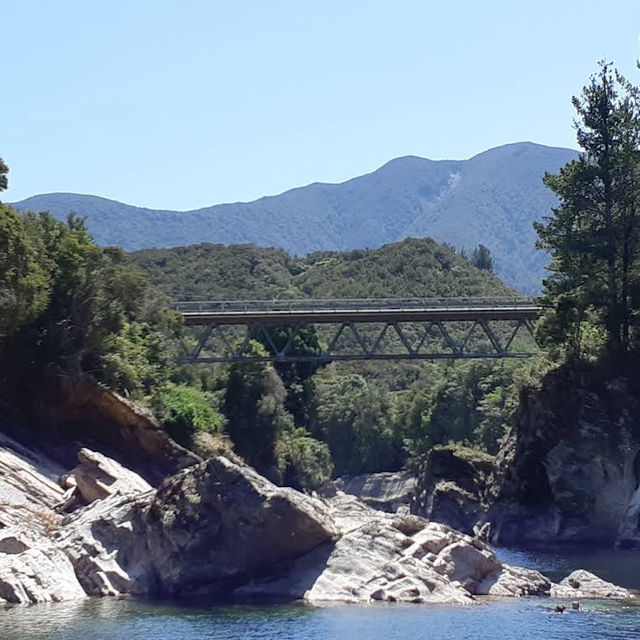 Salisbury Falls – A Summer Gem of Golden Bay