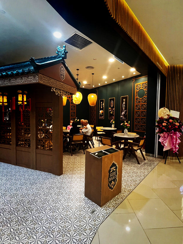 Seri Bako by Kwan Kee Store (a dessert / snack outlet specializing in nostalgic Hong Kong-style trea