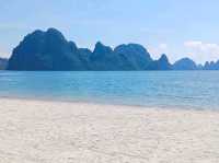 Hon Gai Beach