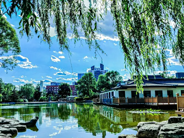 Quick Guide: Best 3 Parks to Visit in Beijing