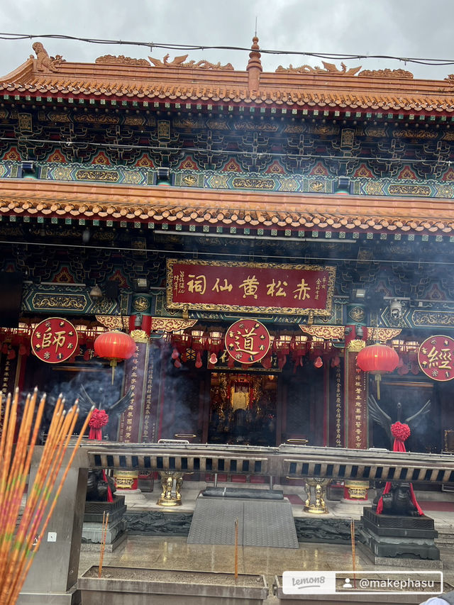 💫 ไหว้ครบเรื่องรัก งาน เงิน ที่ “วัดหวังต้าเซียน”