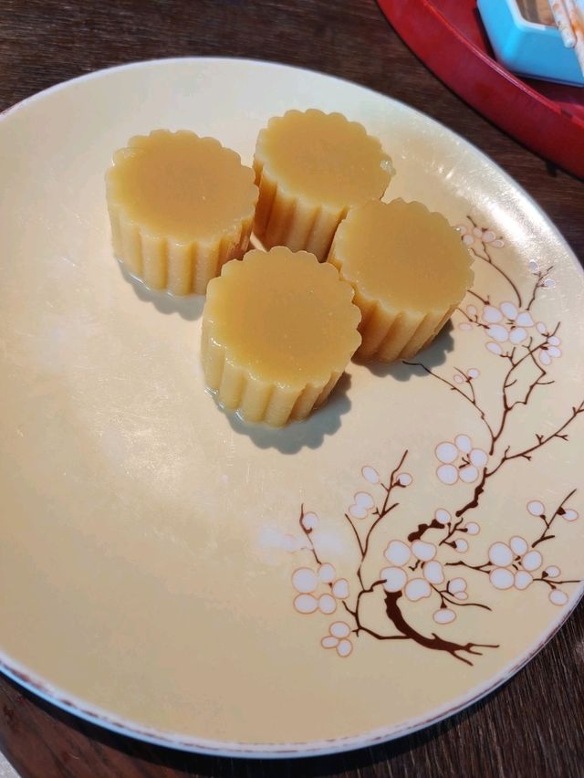 北京樓的填鴨和蟹粉