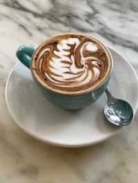 CAFÉ WITH GOOD BREAKFAST SANDWICHES AND COFFEE.