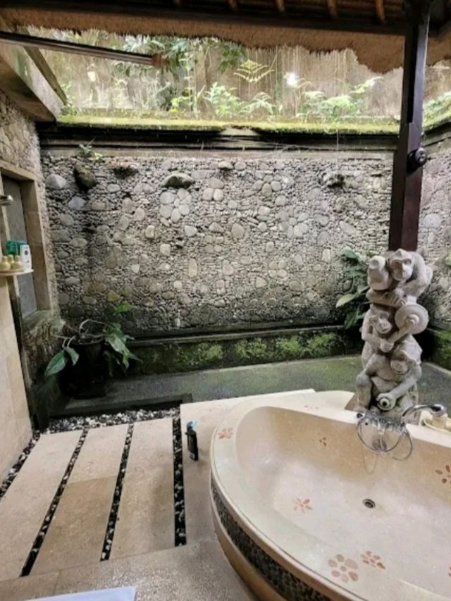 A GORGEOUS AND STUNNING RESORT IN BALI.