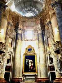 카디즈가 품고 있을 오래된 이야기