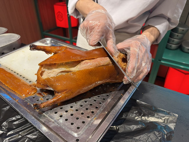 🦆 Purple Garden 紫光园 · Qianmen Dashilan — A Delicious Late-Night Surprise