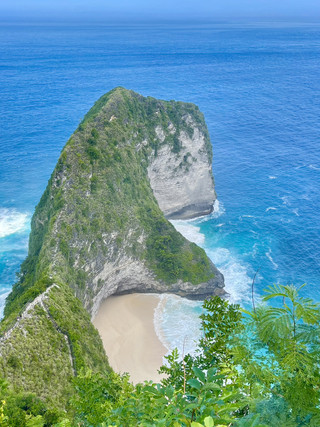 📍Kelingking Beach 🦖🏝️  