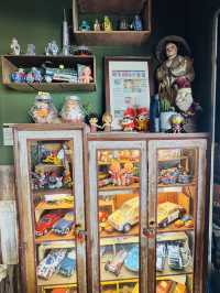 Toy Factory Cafe 