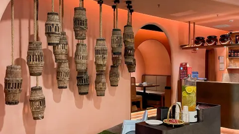 🇨🇳 I came to Shanghai in search of braised fish with pickled cabbage…and I found this restaurant! 🐟🔥 — traveler post in Shanghai