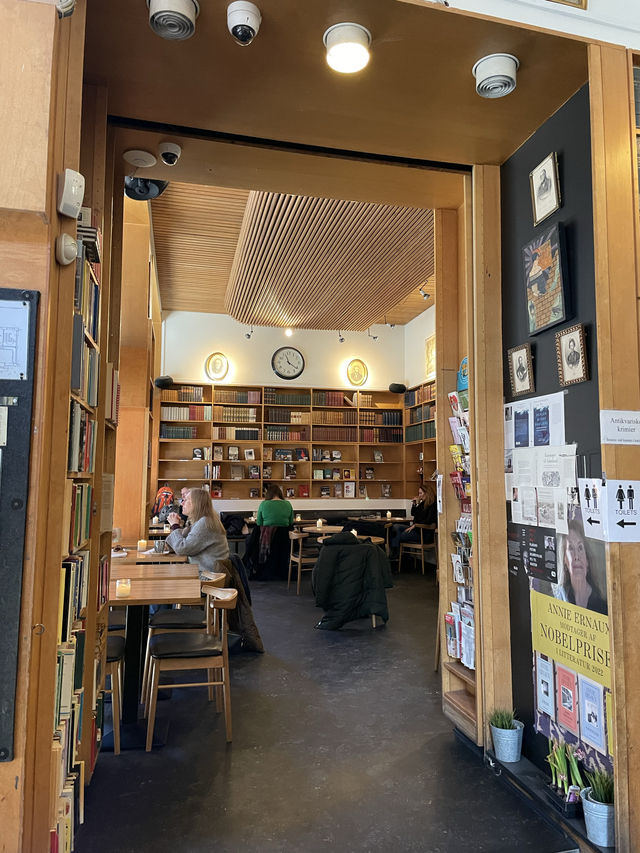 Paludan bogcafe in Copenhagen 🇩🇰