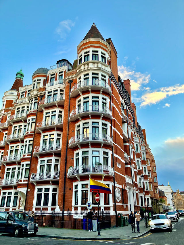 A Golden Hour in Westminster ✨