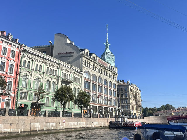 Afternoon Boat Trip Across the Channels in Saint Petersburg