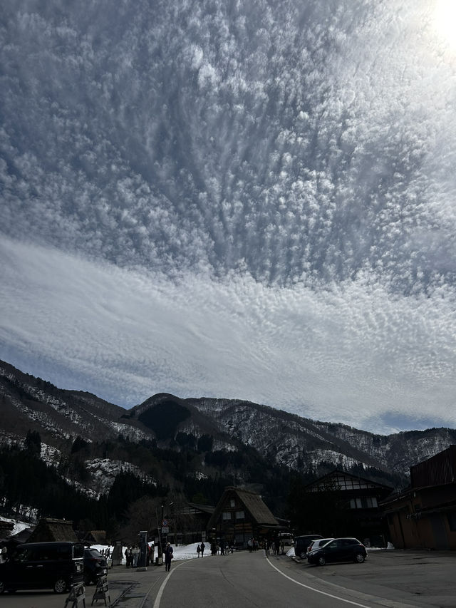 白雪之城 白川鄉😍😍