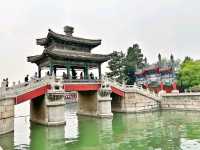 🌿 Tranquility by the Lake – Summer Palace Escape