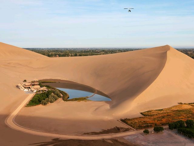 Gansu Silk Road – From Lanzhou to Dunhuang Gansu Silk Road – From Lanzhou to Dunhuang
