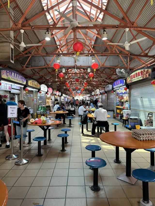 Exploring Singapore’s Classic Eats & Cultural Vibes!