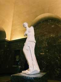 พิพิธภัณฑ์ลูฟวร์ Musée du Louvre มีอะไรบ้าง??