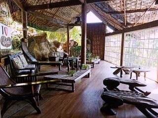 Luljetta’s: A Cliffside Sanctuary of Filipino Soul