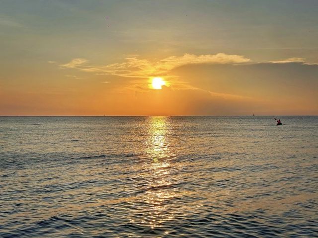 Andaz Jomtien Beach Pattaya ~ - Unmissable pool suite and stunning sunset!