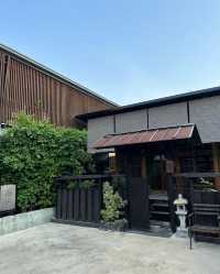 Girlfriend is here and everything is good, Mayu Japanese-style hotel in Bangkok.