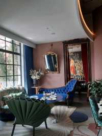 Coffee in the Living Room 
