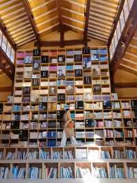 大理沙溪‖沙溪先鋒書店書香味和泥土味的詩意結合