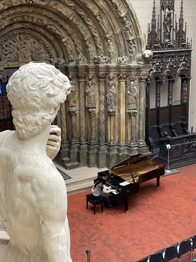 มอสโกว์มีพิพิธภัณฑ์ศิลปะปูช์กินที่คุณควรไปเยี่ยมชม!