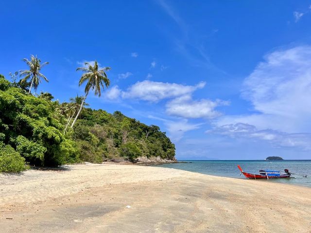 泰國達魯國家海洋公園，阿當島