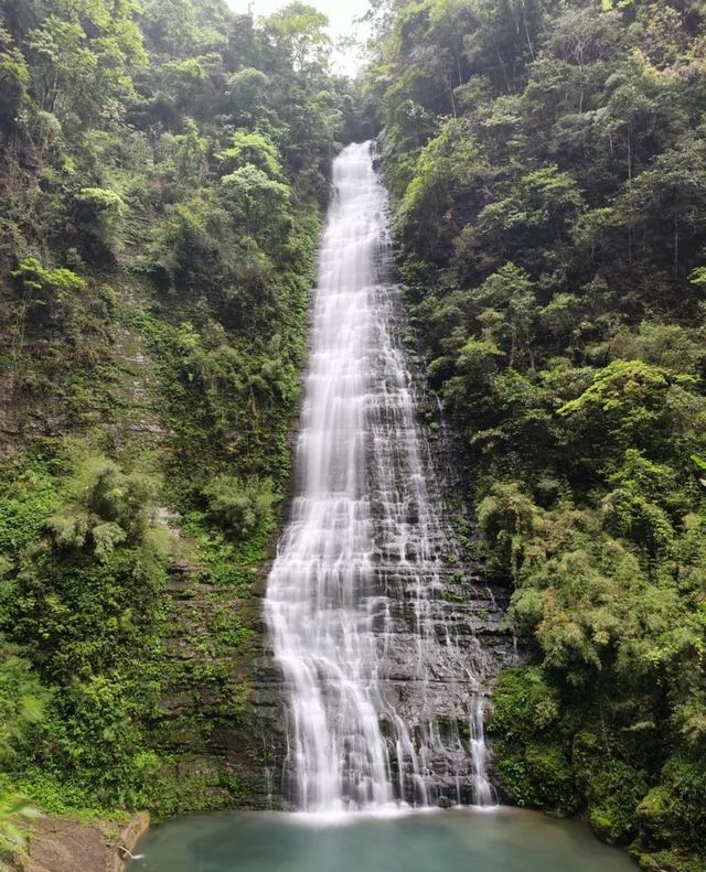 遵義綏陽十二背後雙河洞地下河谷