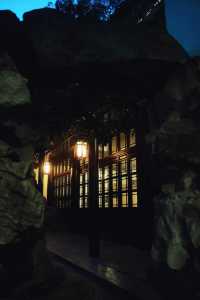夜遊何園，別具一番風景