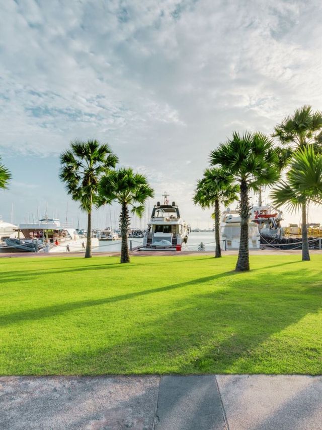🌊 Pattaya's Paradise: Ocean Marina Resort 🏖️