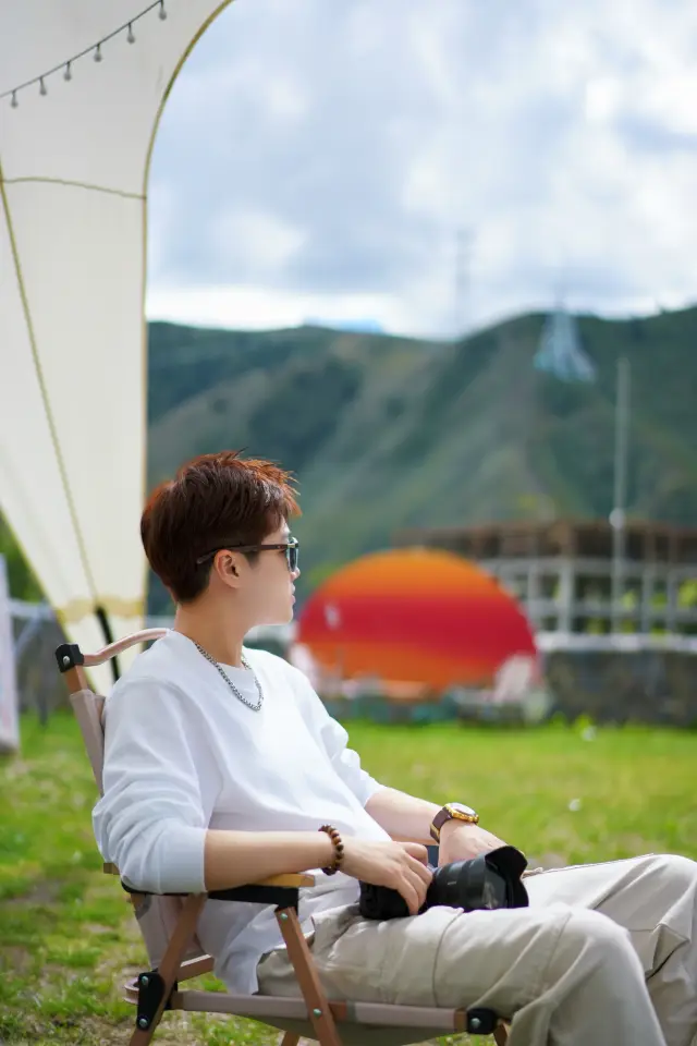 景色の中に泊まる民宿｜新都橋の觅云野奢私汤民宿。