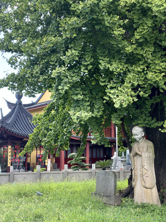 沒有名氣卻值得一遊的報國寺