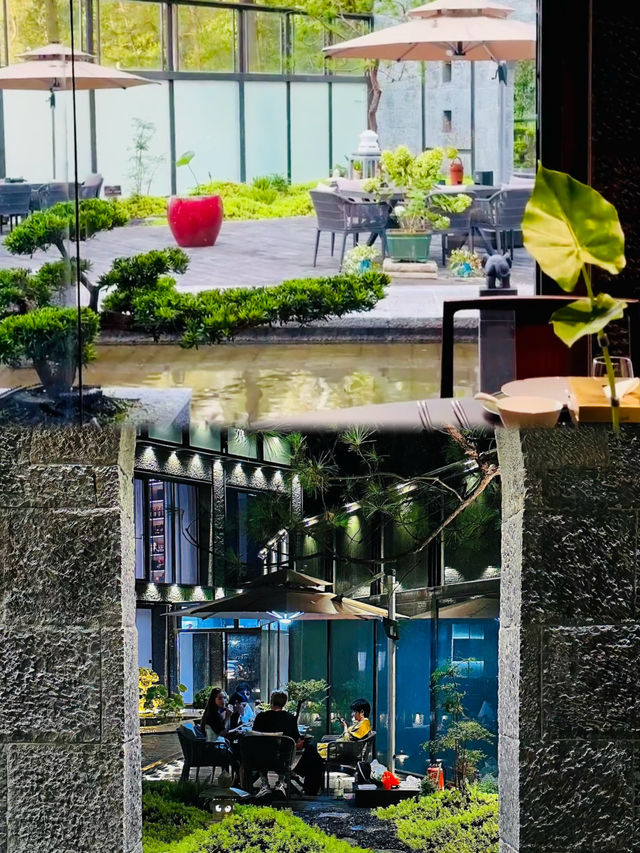 位於半山腰的風景秘境。