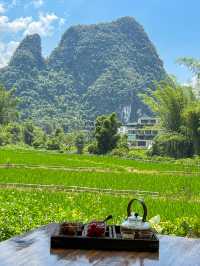 陽朔遇龍河畔的惬意住宿，盡享自然美景。