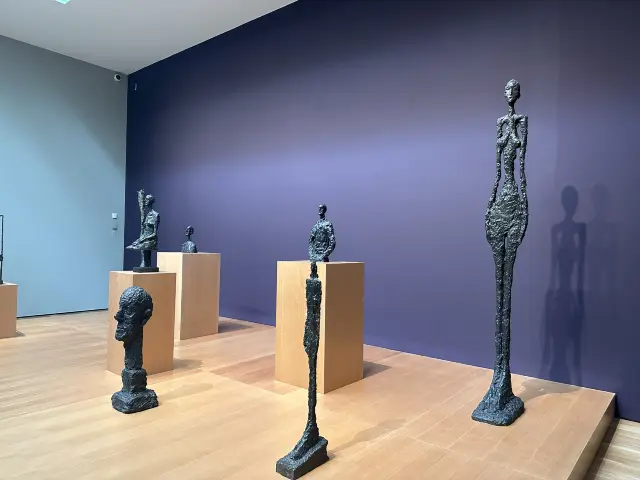 洛杉磯 MOCA，當代青年裝 B 必去。