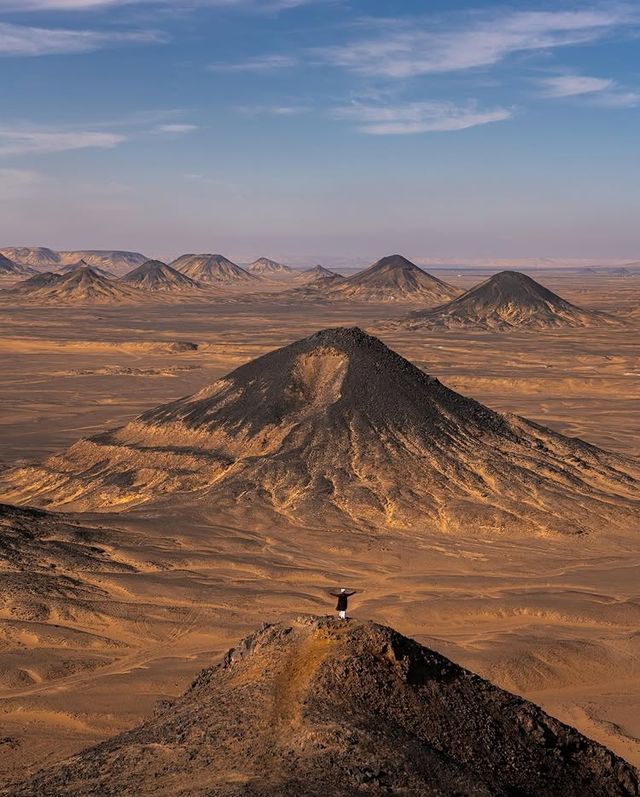 「黑色沙漠（Black Desert）終極旅遊攻略」    神秘的黑色火山遺蹟，埃及
