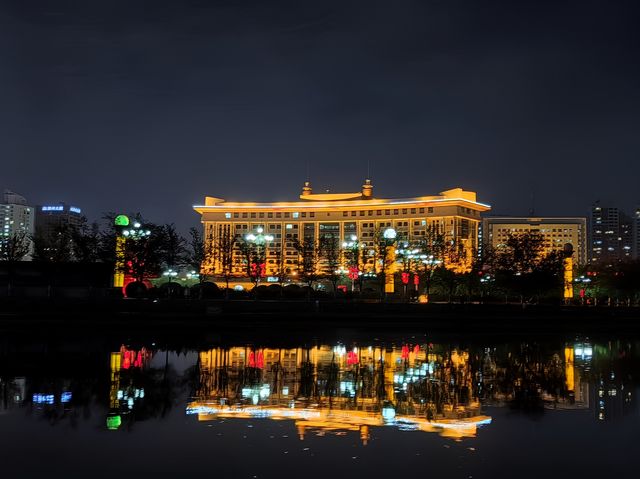 錯過紅山夜景=白來烏魯木齊？