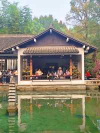 一年四季花不同，還有藝術館可以打卡