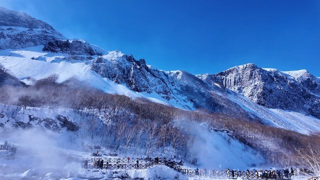 一定要喺冬天嚟一次長白山！