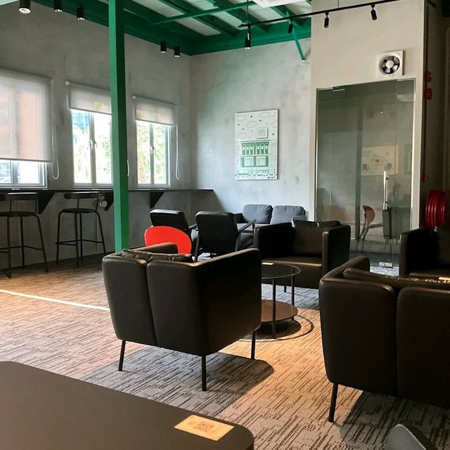 nice spot for coffee and food