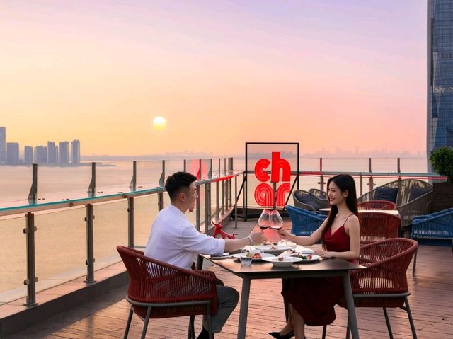 Hainan's Urban Coastal Chic : InterContinental Haikou Seaview